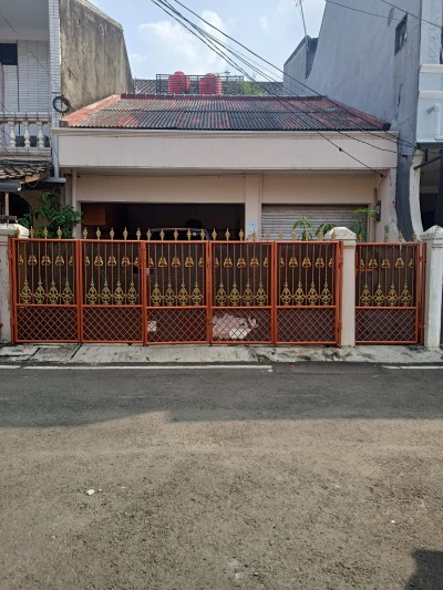 Rumah 1,5 Lantai (Mezzanine) di Pondok Kelapa, Jaktim