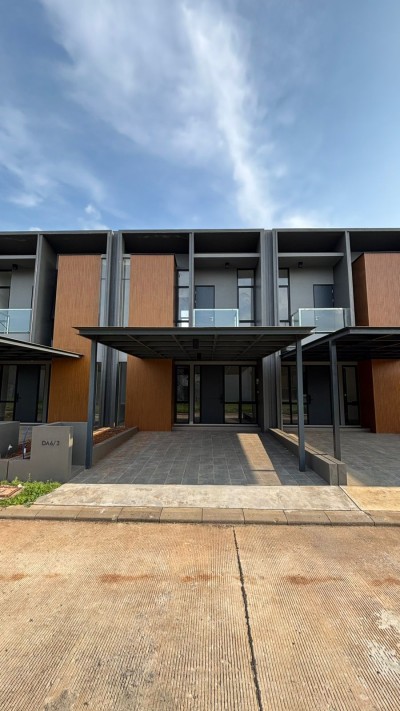 Rumah Modern Classic siap huni di Grand Residence City, Bekasi
