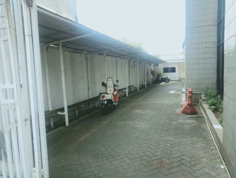 Gedung aba abi 5 lantai, matraman jakarta pusat-6